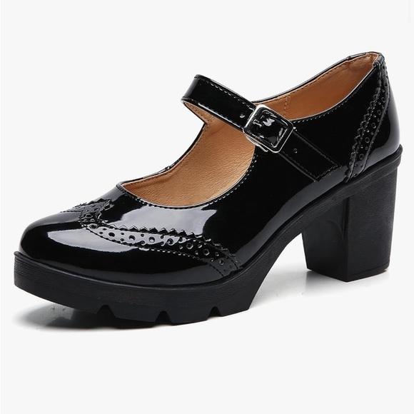 Mary Jane shiny patent leather look chunky heels size 10 - Picture 1 of 2